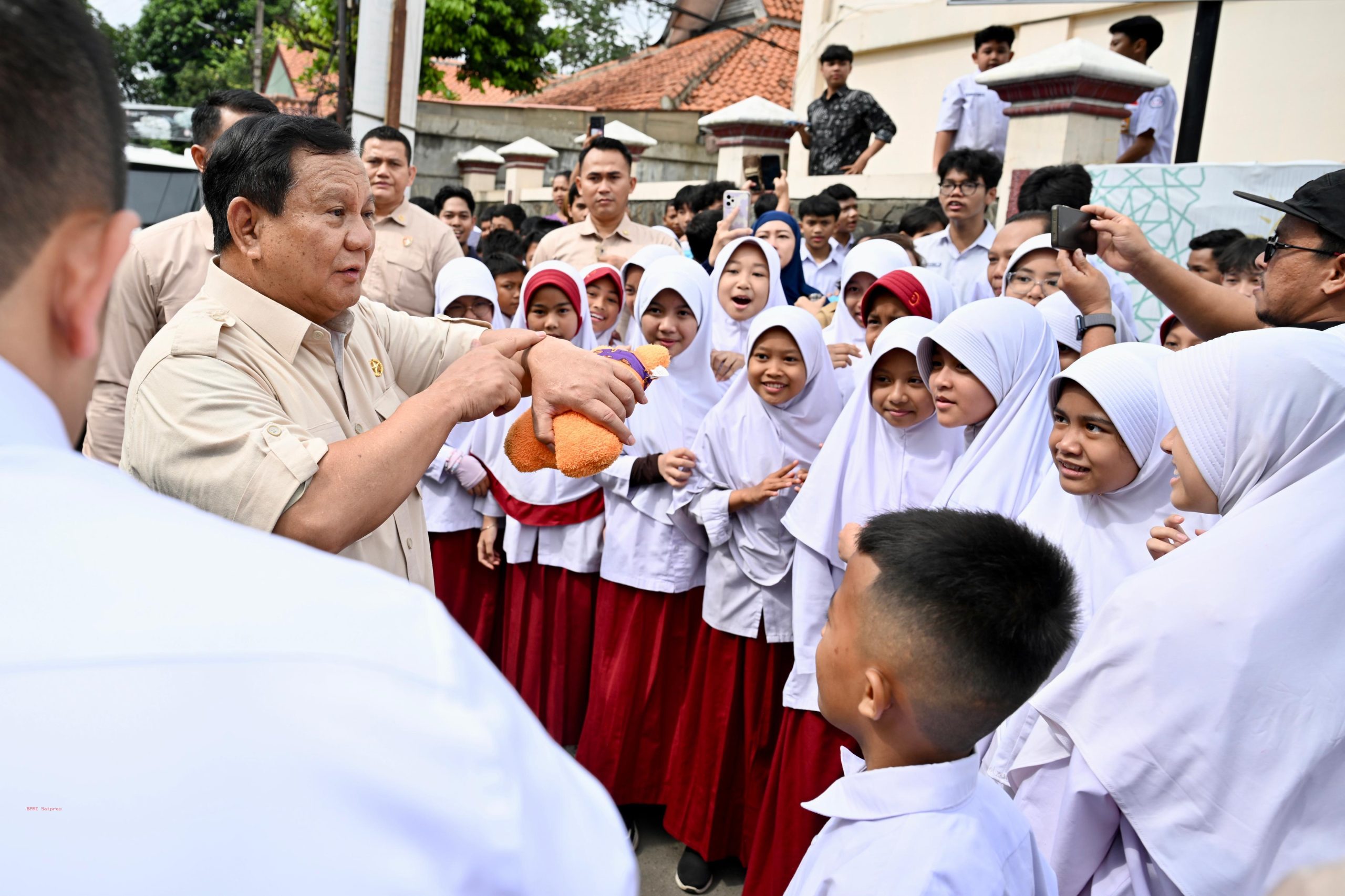 Presiden Prabowo: Targetkan Program Makan Bergizi Gratis Jangkau 82 Juta Penerima Manfaat