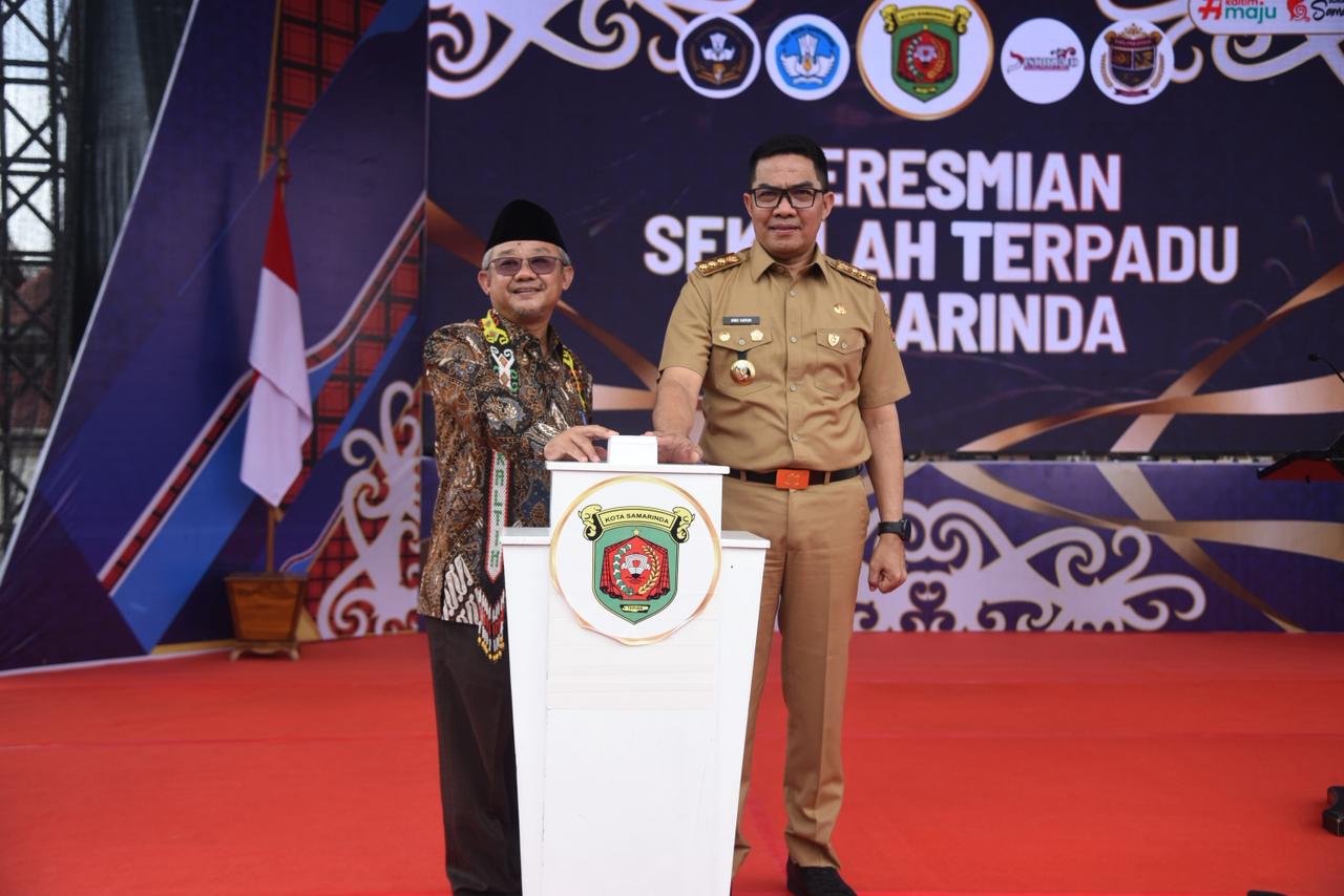Mendikdasmen Resmikan Sekolah Terpadu Samarinda sebagai Model Sekolah Unggul Non-Asrama