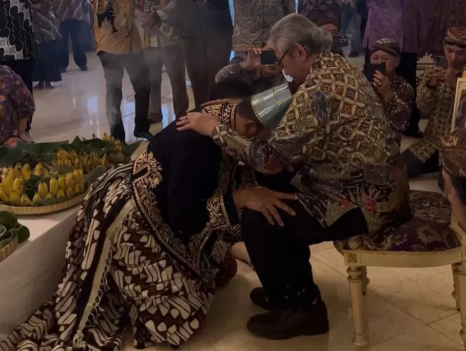 Geger! Penobatan Raja Baru Keraton Solo Diwarnai Perdebatan Panas