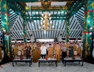 Gus Ipul Ajak Kades Se-Malang Hidupkan Puskesos dan Mutakhirkan Data