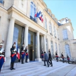 Presiden Prabowo Disambut Pasukan Kehormatan di Istana Élysée, Perkuat Hubungan Indonesia–Prancis