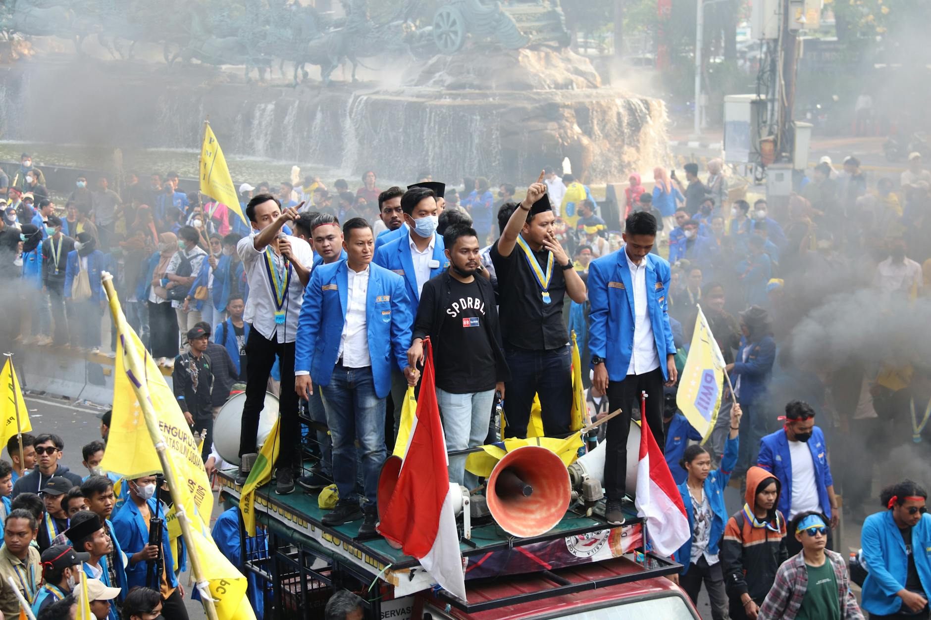 Subsidi pemerintah untuk meningkatkan kesejahteraan masyarakat