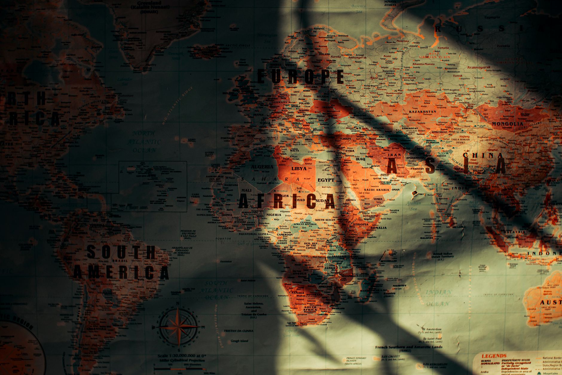 Peta dunia menunjukkan regulasi geopolitik global