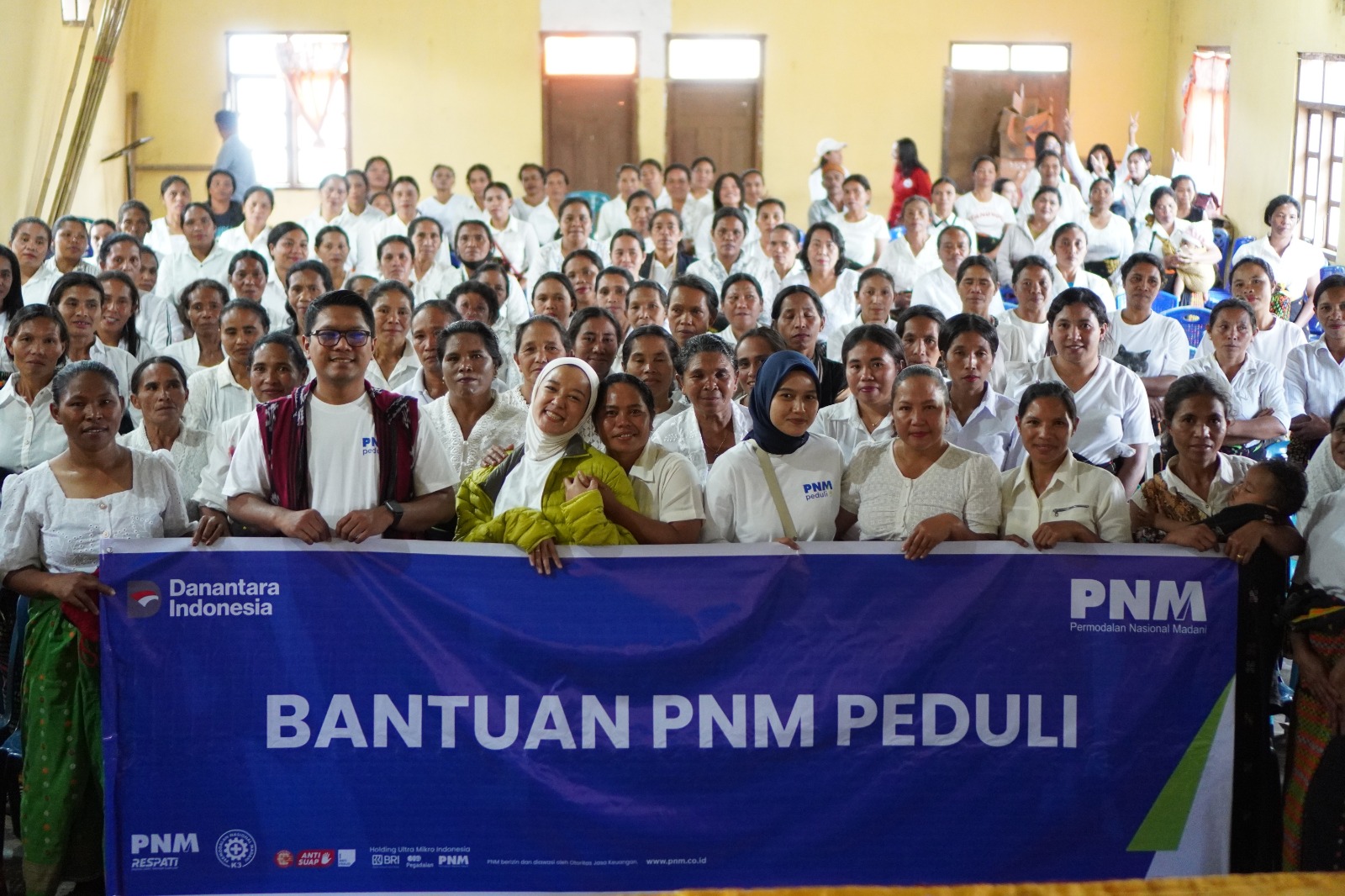 PNM Peduli Hadirkan Trauma Healing untuk Dukung Nasabah Flores NTT Bangkit dan Kembali Berusaha