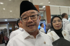 Mendikdasmen : Dana BOS Kini Bisa Dipakai untuk Bayar Gaji Guru Non-ASN