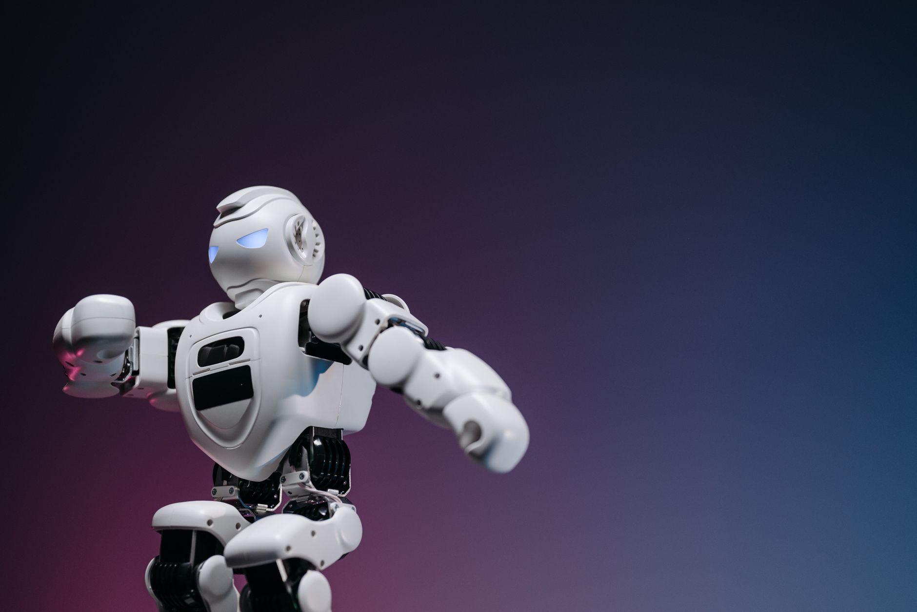 Penerapan Artificial Intelligence (AI) untuk Efisiensi Bisnis