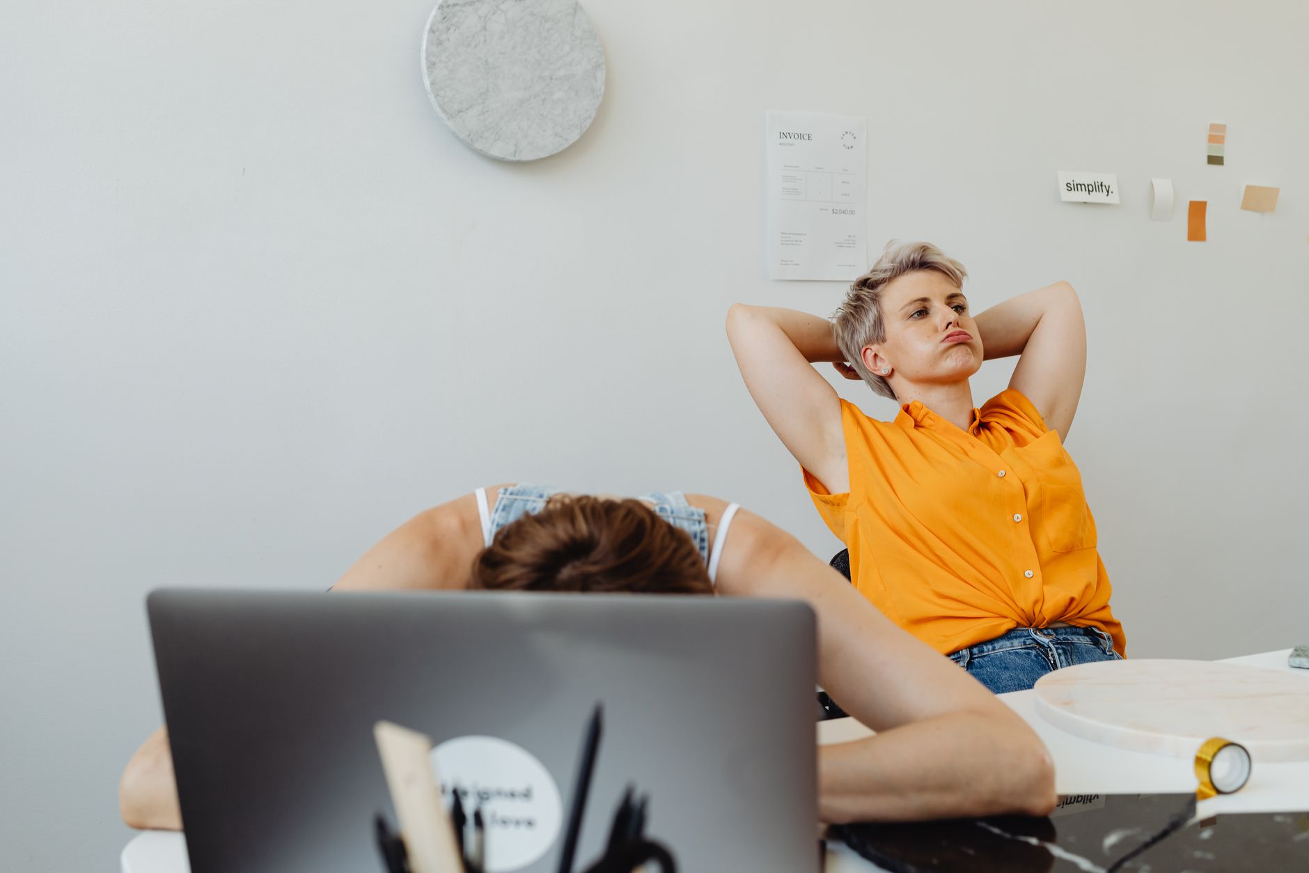 Panduan praktis mengatasi work-life balance di lingkungan kerja bertekanan tinggi