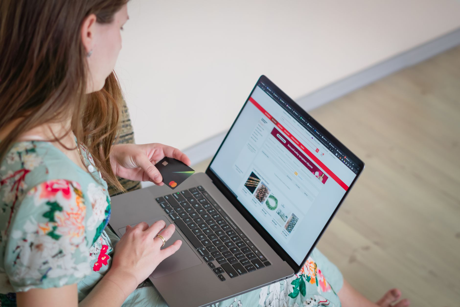 Keuntungan Integrasi Payment Gateway pada Website E-Commerce: Bukti