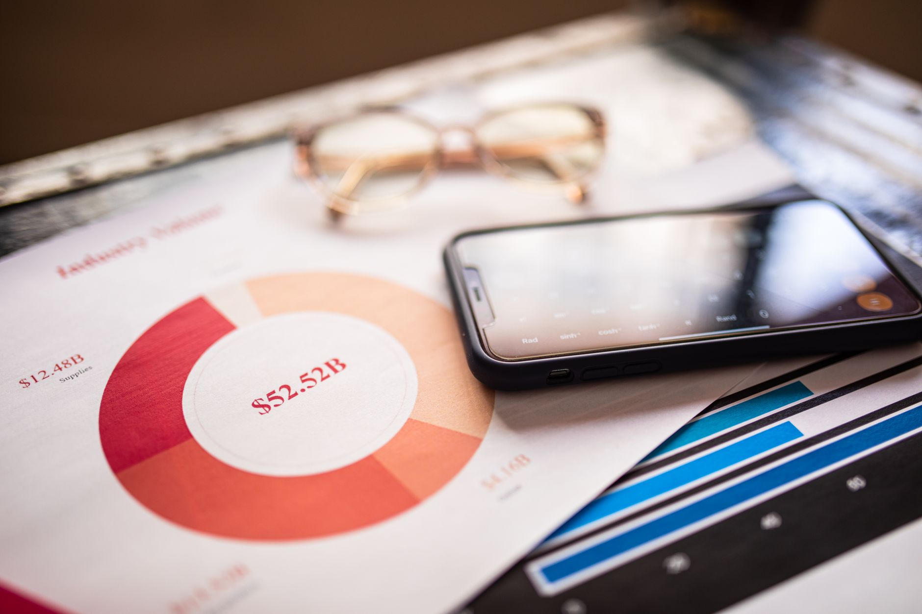 Tren Aplikasi Super-App dan Domination Market: Model vs Risiko