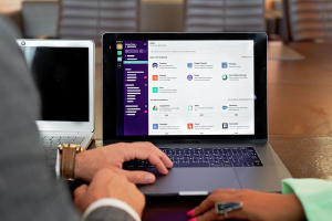 4 Solusi Software ERP Terbaik untuk Efisiensi Operasional Bisnis